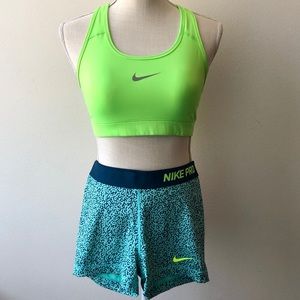 Nike Pro Athletic Set